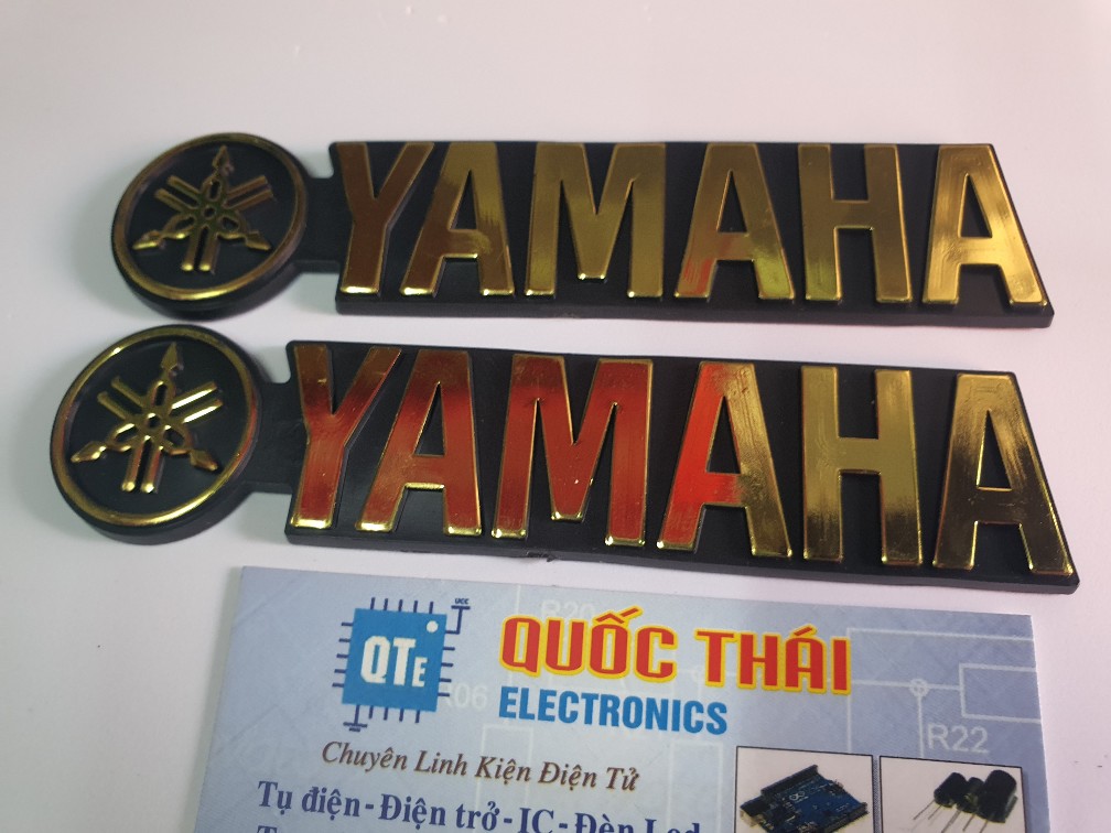 Tem loa yamaha dài