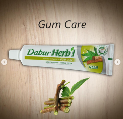 Kem đánh răng Dabur Herbal Toothpaste with Neem 155g