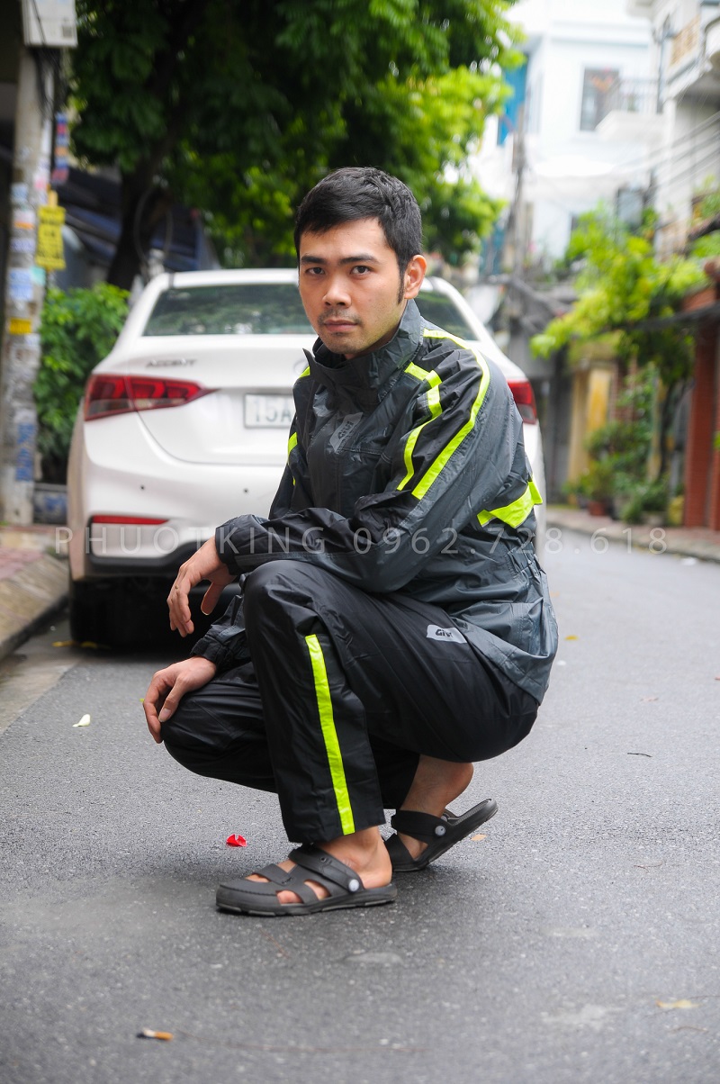 Bộ quần áo mưa givi CRS01