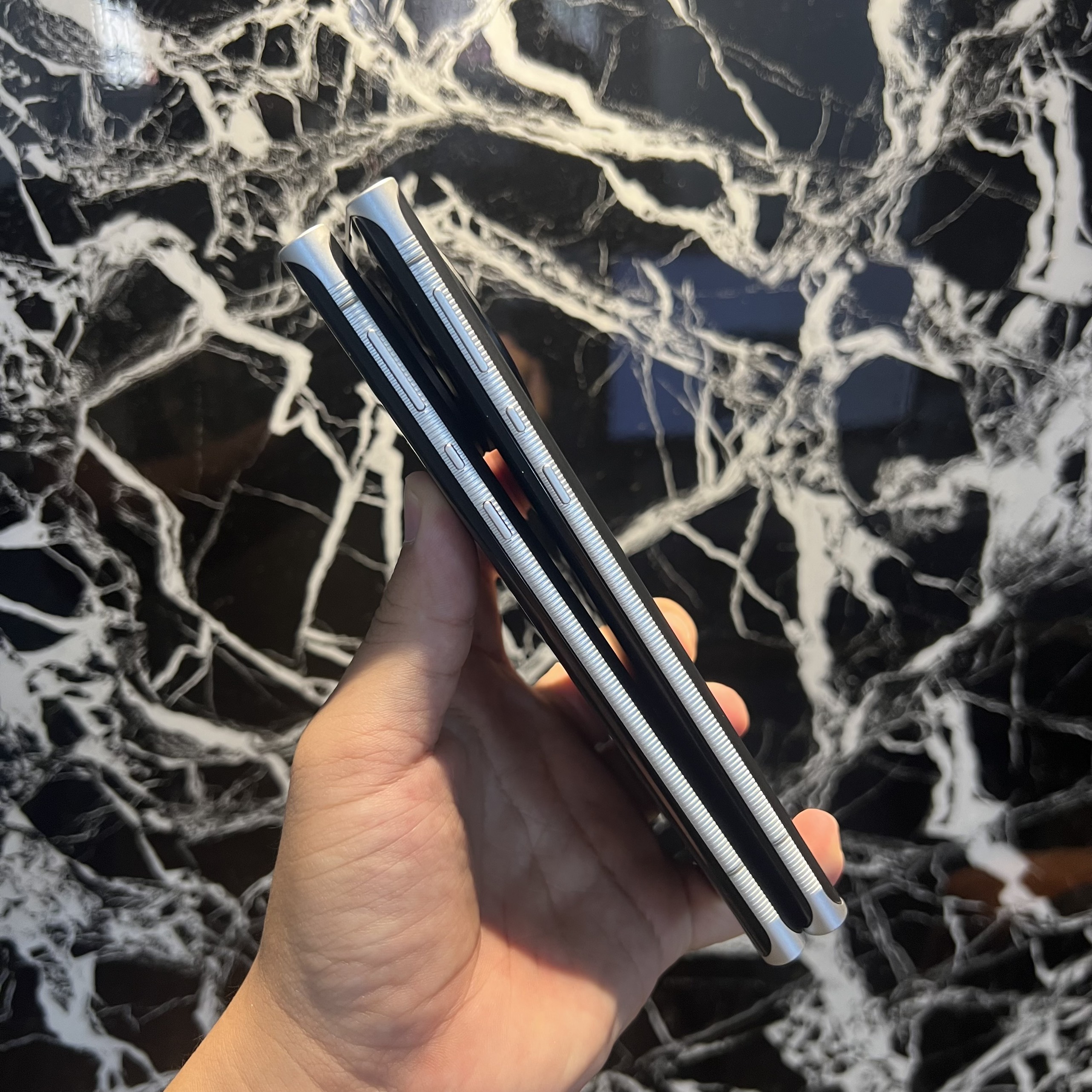 Điện thoại Sharp Leitz Phone 1 Ram 12/256 Snap 888 Đẹp Keng