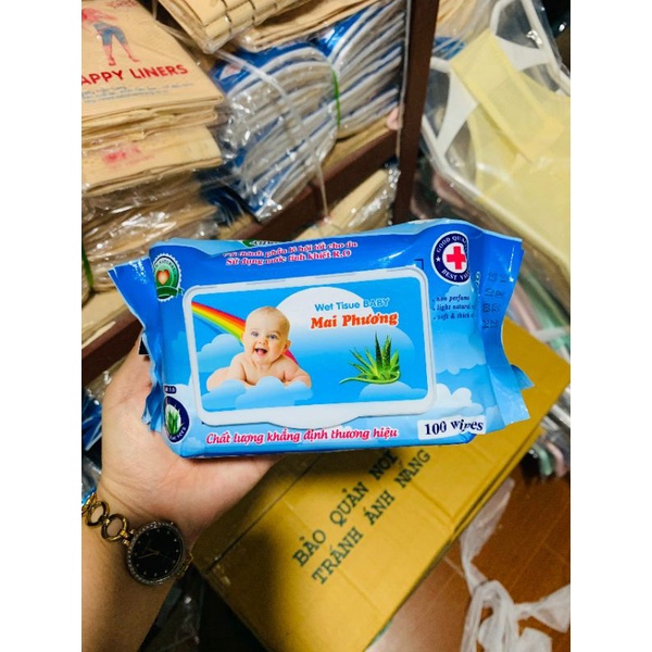 Gói 100 tờ khăn ướt Mai Phương