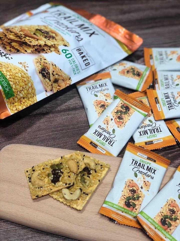 BÁNH CRISPY TRAIL MIX CRACKERS 232G