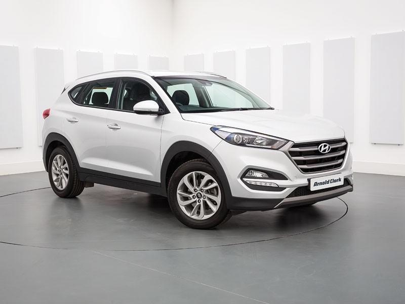 ốp đèn hậu và pha cho xe huyndai tucson