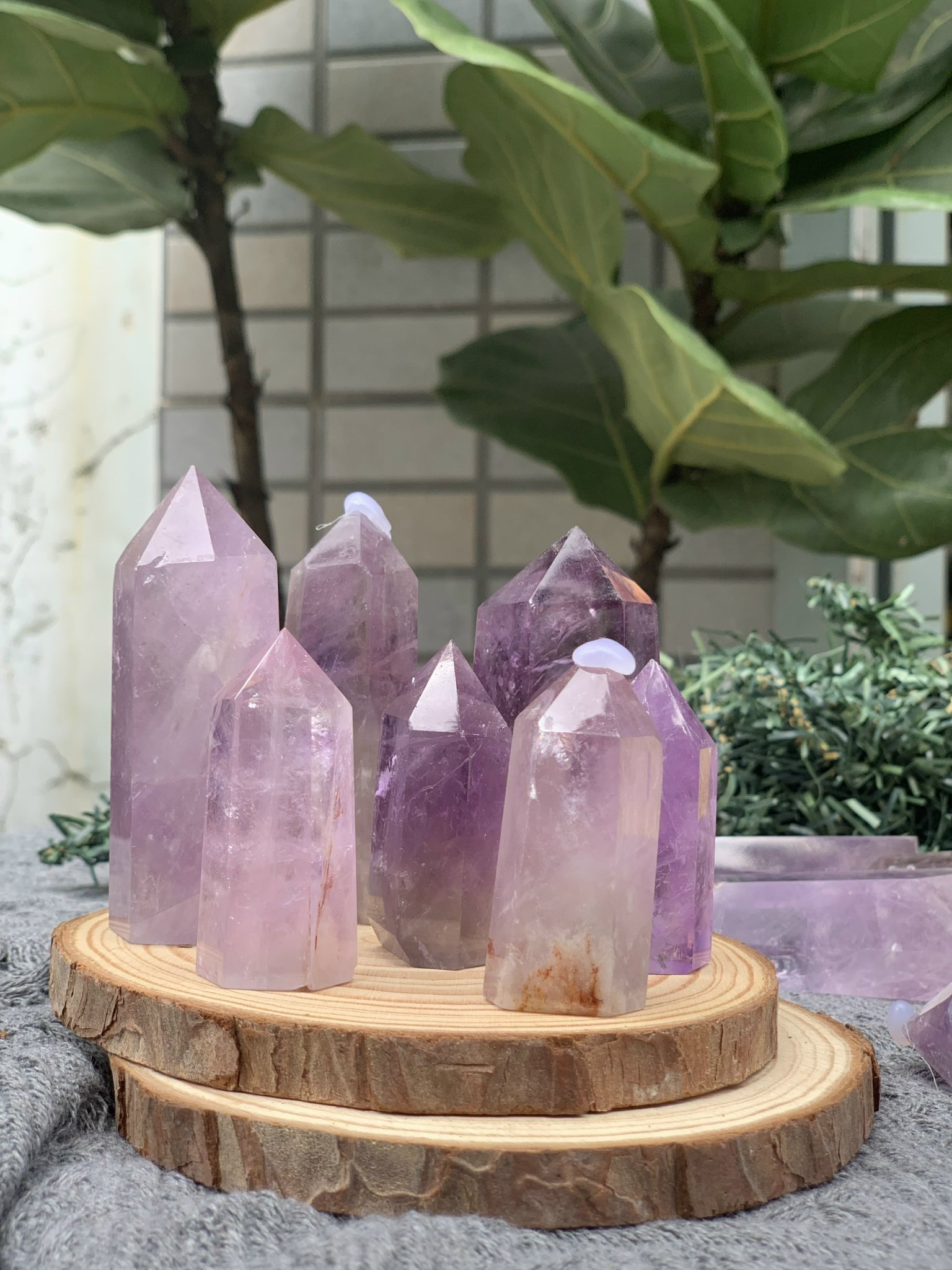 Trụ thạch anh tím trong| Amethyst Point | CADA DECOR