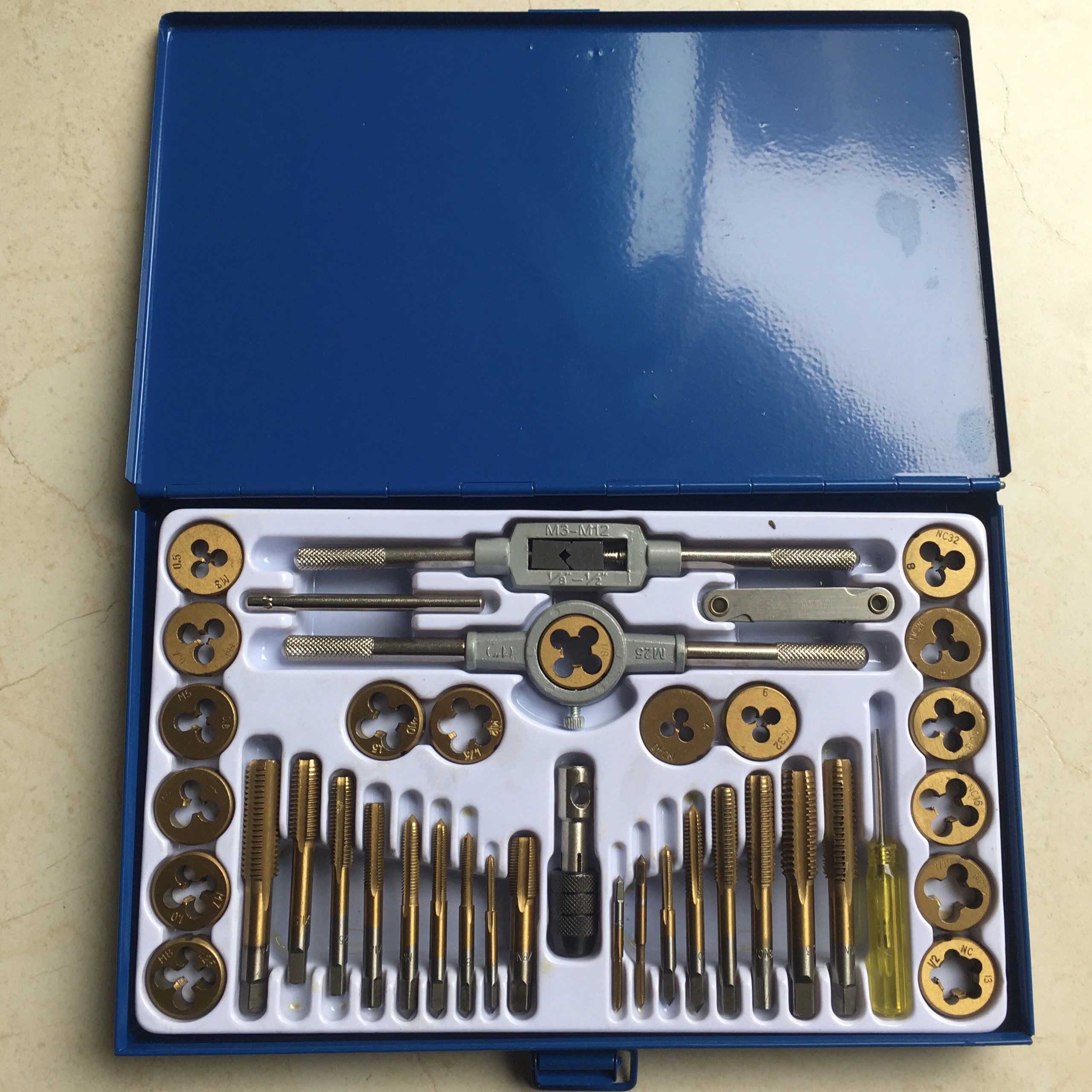 Set Taro lace 40 Type detail good c-mart A1012