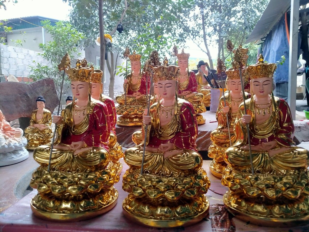 Tượng Địa Tạng ngồi 30cm dát vàng