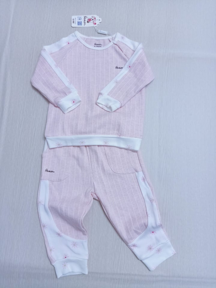 Avaler_ Bộ cotton nhung Avaler siêu đep cho bé