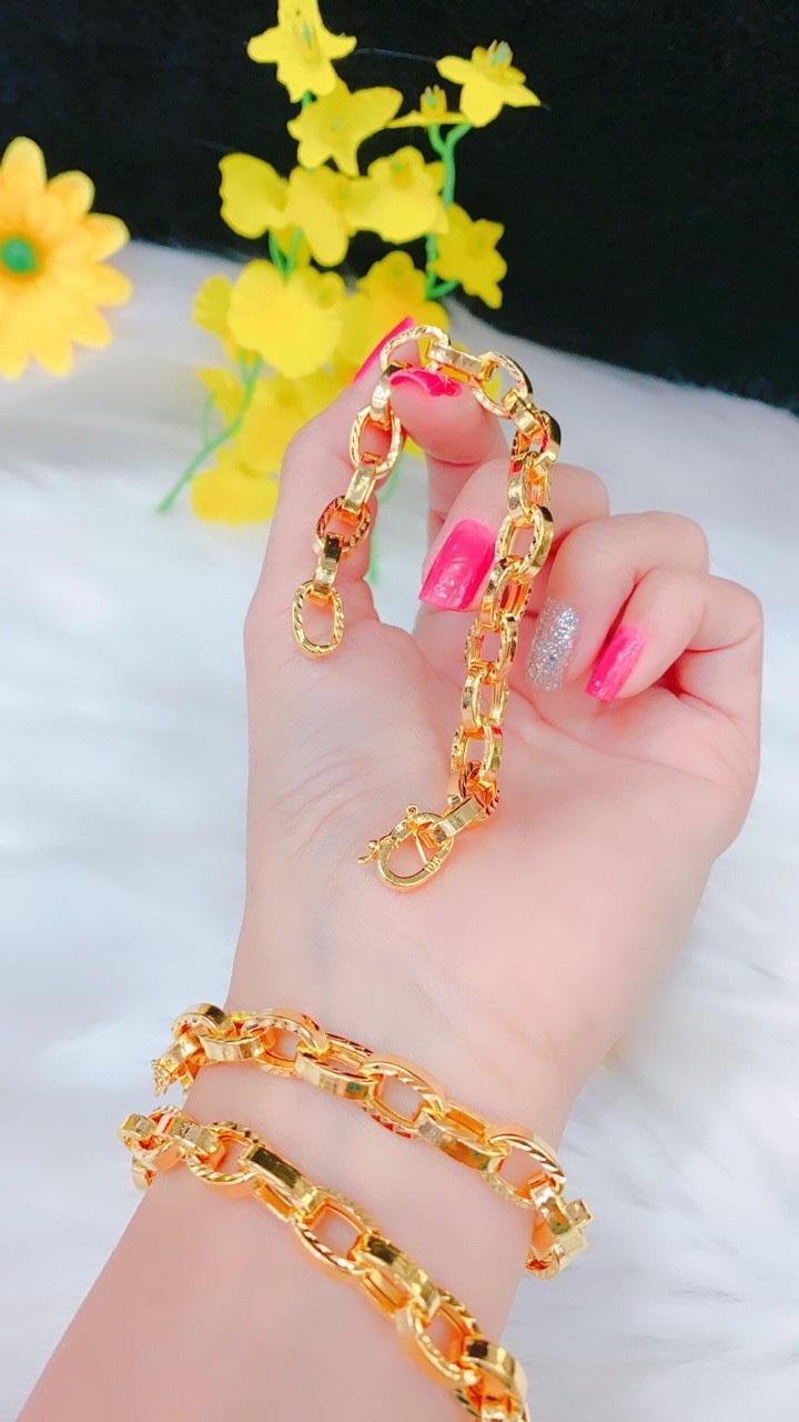 Lắc Tay Nữ Mạ Vàng 18K Mắt Xích Bản Mẫu 0651904( 01 Chiếc ) - Đi Chơi, Dự Tiệc Rất Ngầu - Tubi Cony - Bao Đổi Tra Trong Vòng 07 Ngày