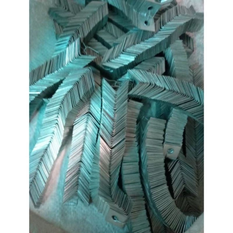 Ke góc vuông 2 lỗ (giá 10 chiếc)