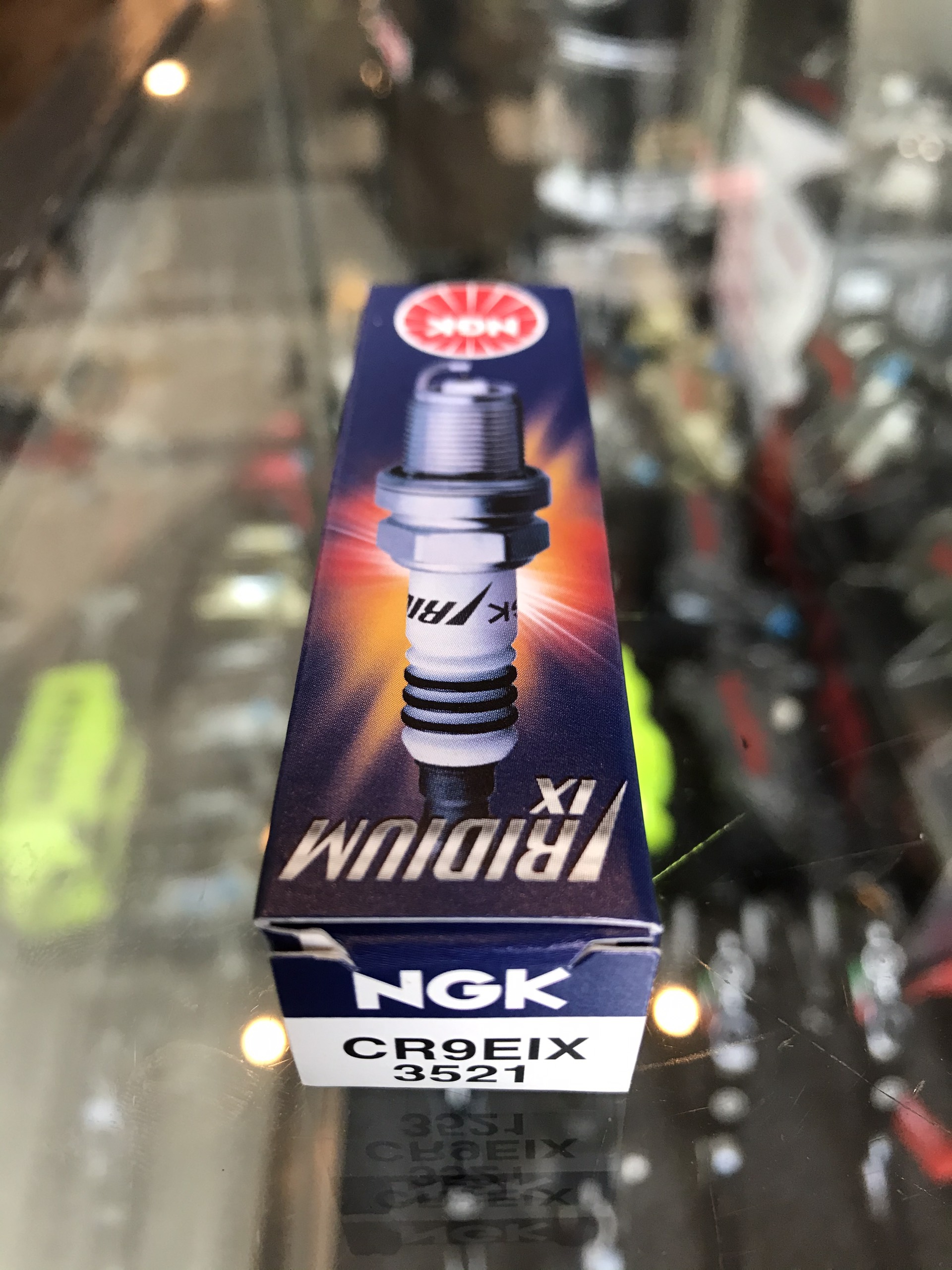 [Motoworld Phân Phối] NGK Bugi CR9EIX Iridium IX