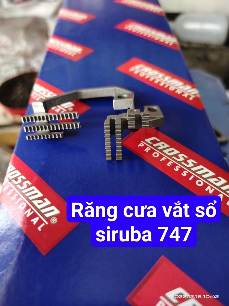 Răng cưa vắt sổ siruba 4 chỉ