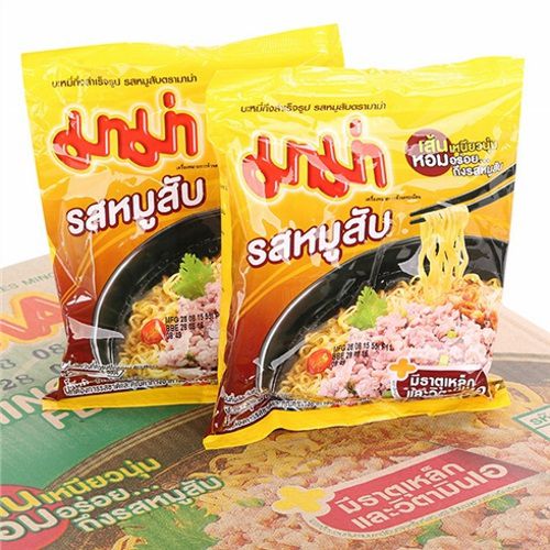 Thùng 30 gói mì thịt bằm Mama Cambodia
