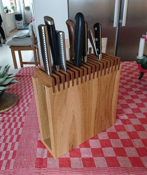 Kệ gỗ cao cấp dắt dao kéo nhà bếp đa năng