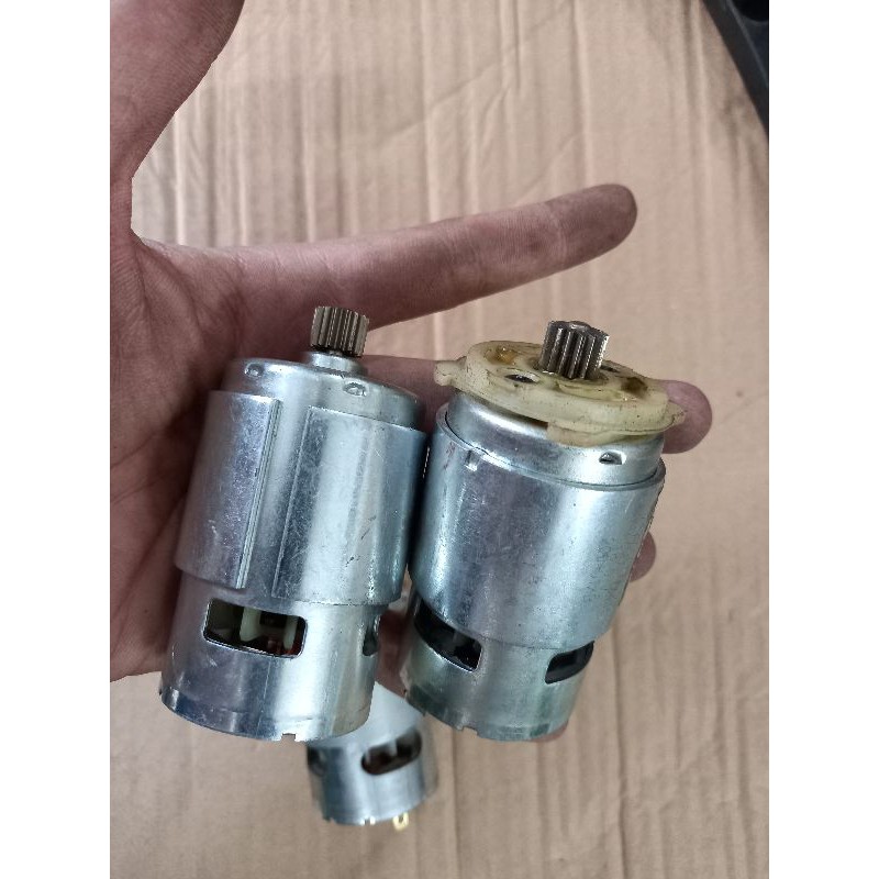 Mô tơ 775 sài tốt.