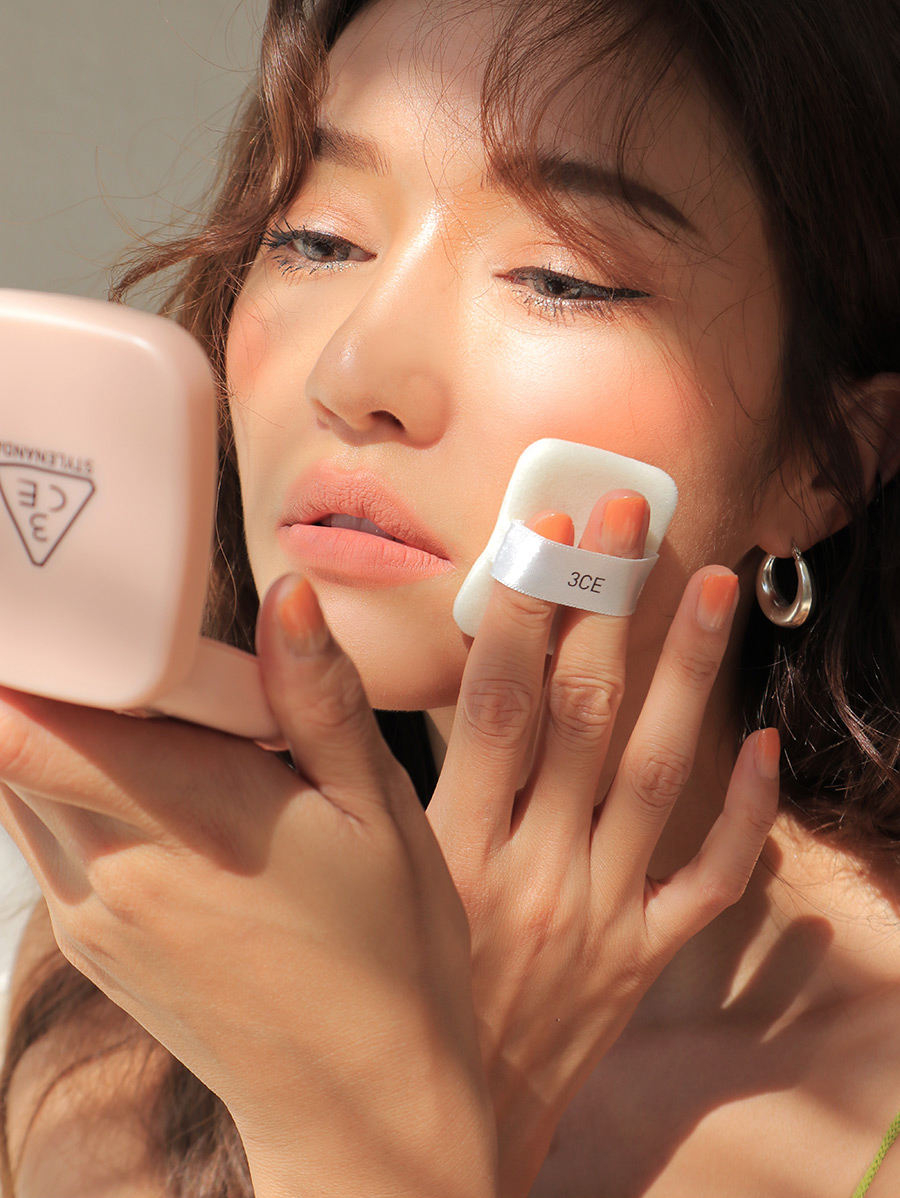 Phấn Phủ Hàn Quốc 3CE Blur Sebum Powder – Pink (7.4g)