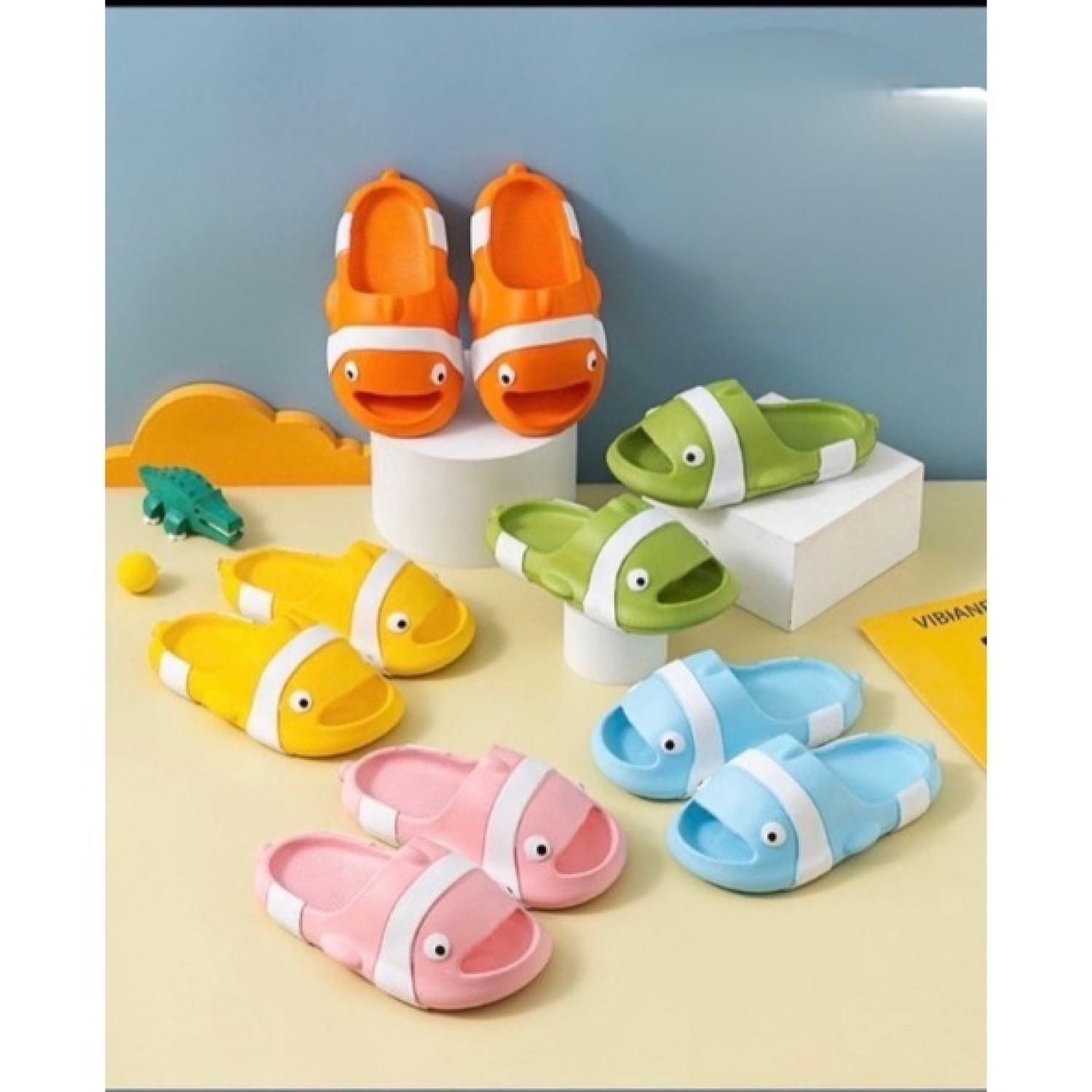 Dép bánh mì cá hề nemo cho bé siêu cute