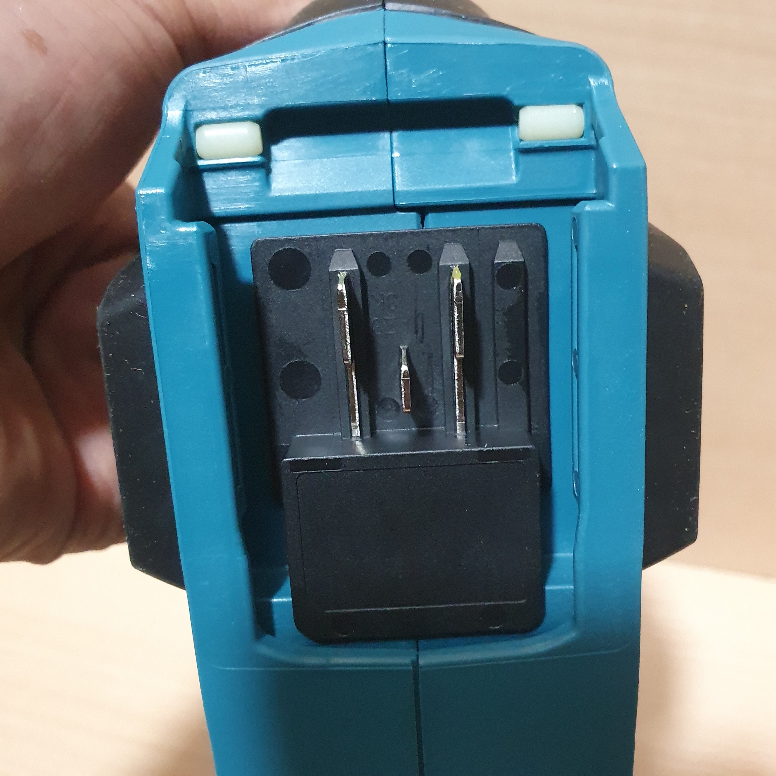 Máy cưa lọng dùng pin Makita JV101DZ 12V (Chưa kèm Pin & Sạc)