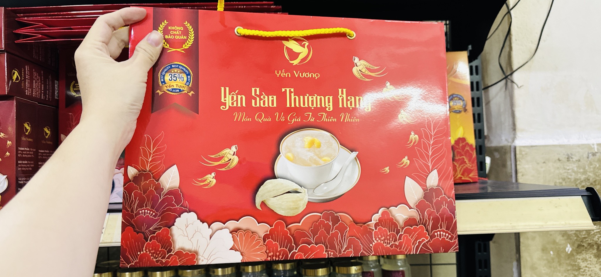 Túi giấy đựng yến hủ Yến Vương