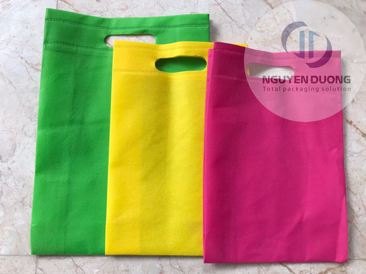 (Bán Sỉ) 1Kg Túi vải không dệt đủ màu (Ib chọn màu)