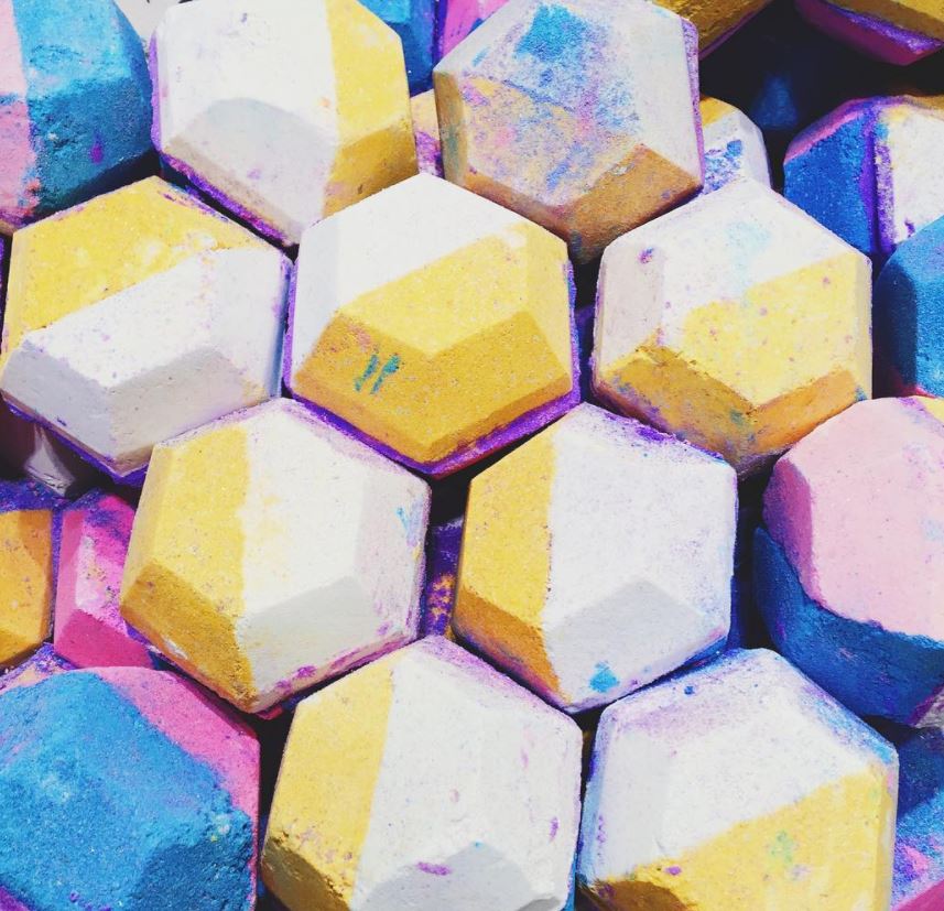 [HCM]Bom sủi bồn tắm Lush - THE EXPERIMENTER Bath Bomb