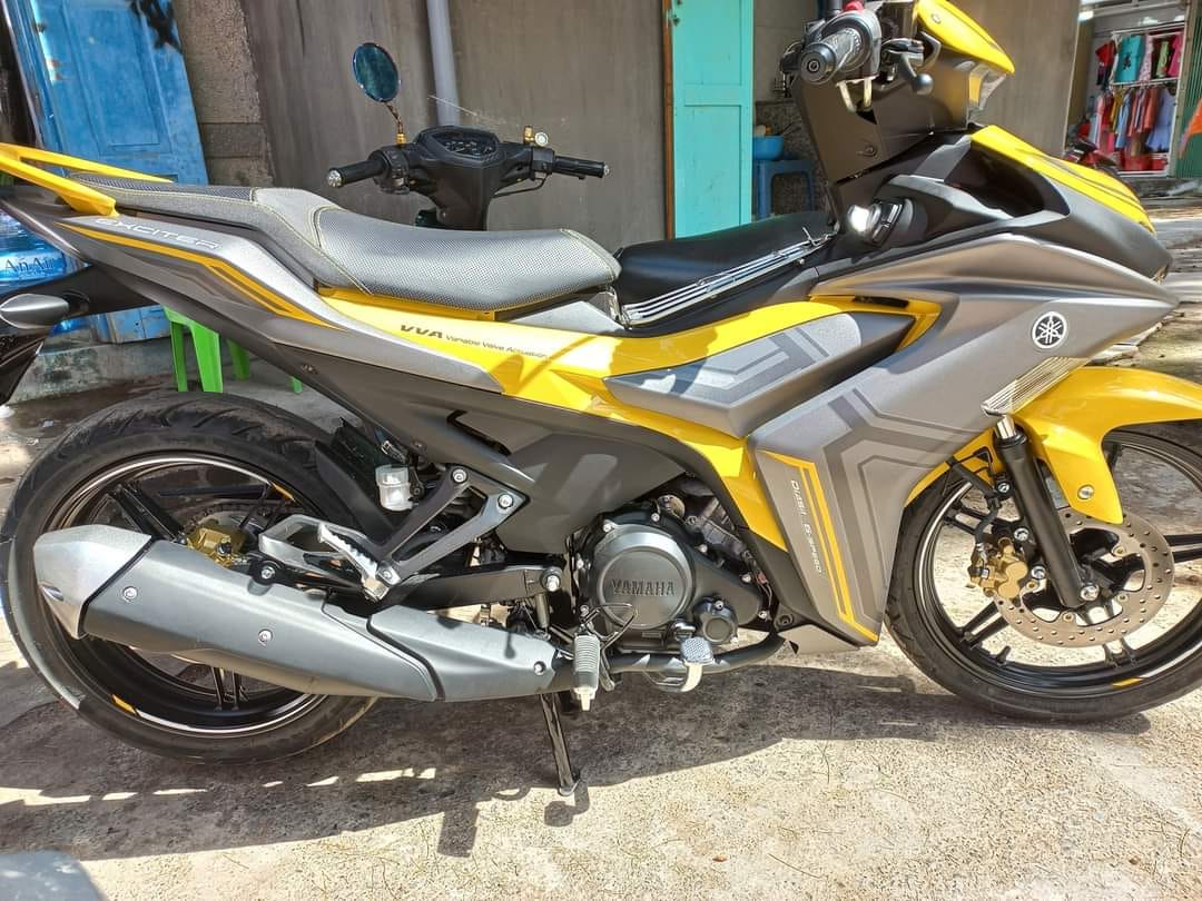 Decal mờ dán xe khổ 60cm