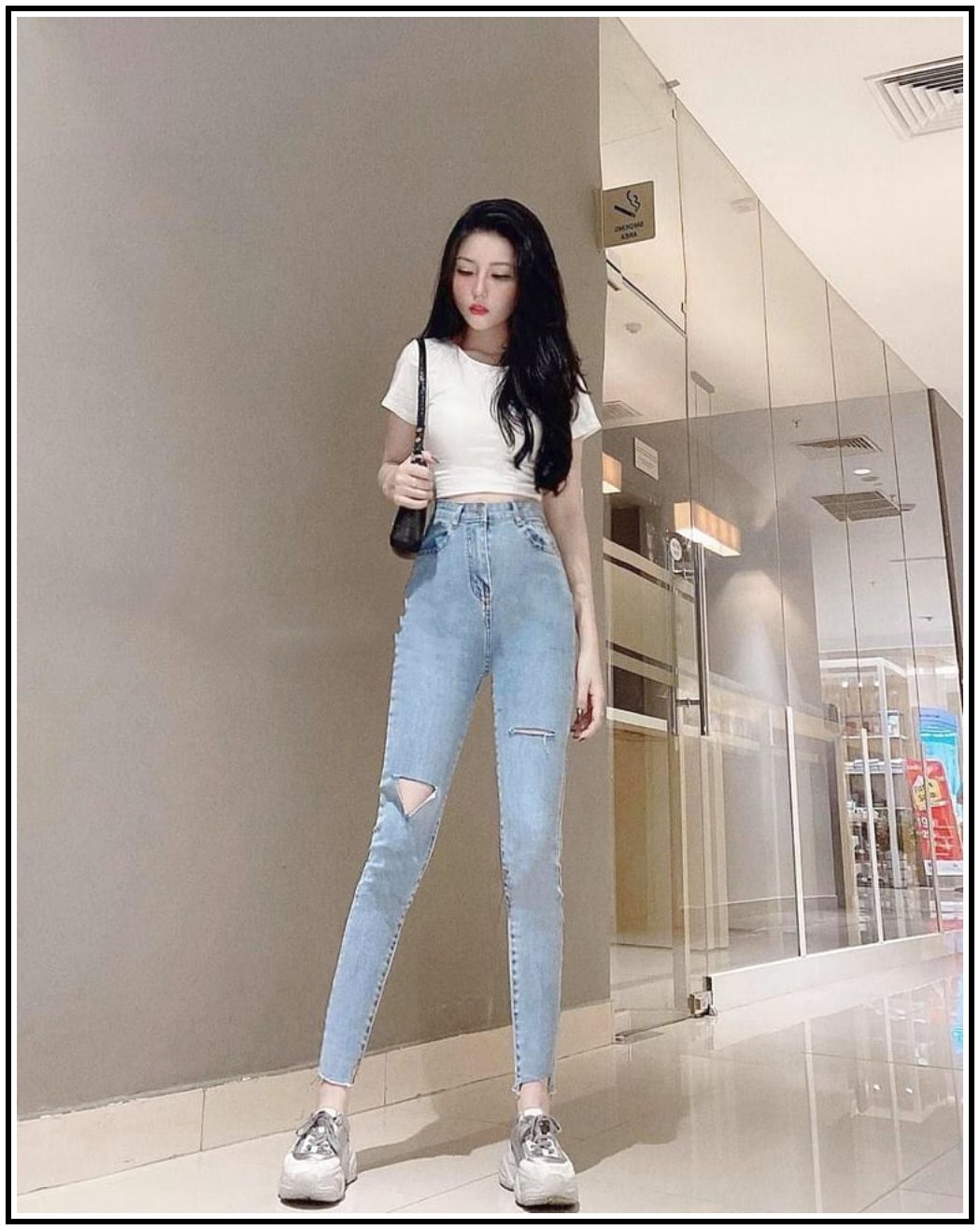 Quần jean nữ lưng cao rách xẻ gối phối rách lai 1 bên mẫu mới uyuu7