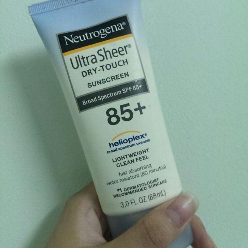 Kem chống nắng toàn thân Neutrogena Ultra Sheer Dry-Touch Sunscreen SPF 85+ 88ml(88) nhập khẩu