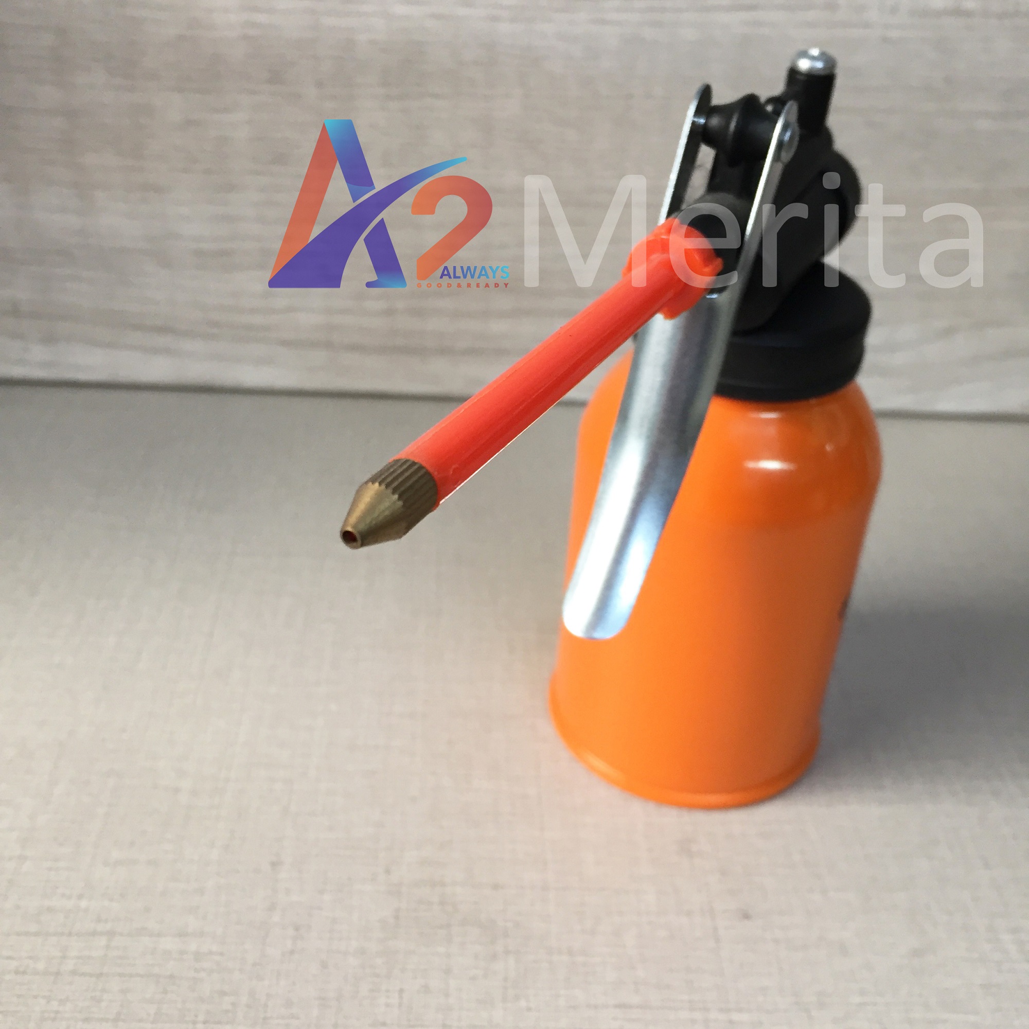 Bình châm nhớt ống cứng 250gr asaki ak-1050