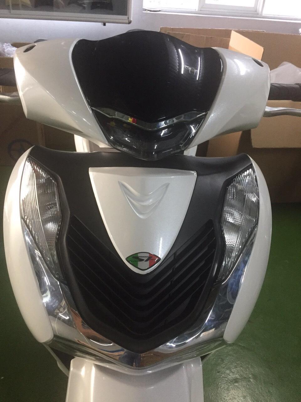 MẶT NẠ TRANG TRÍ XE SH 2020 KIỂU Ý