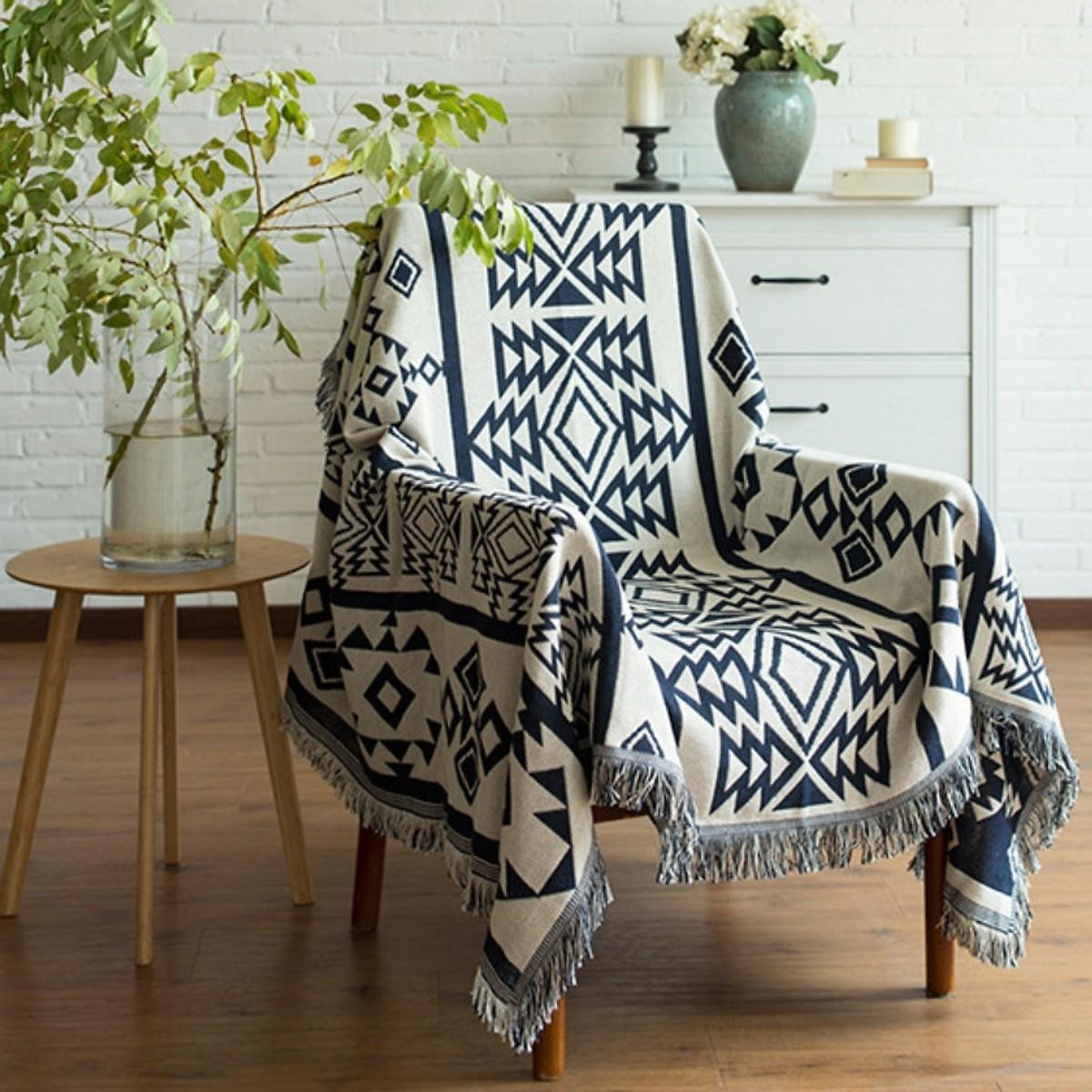 THẢM VINTAGE, THẢM THỔ CẨM TRẮNG ĐEN NHẬP KHẨU