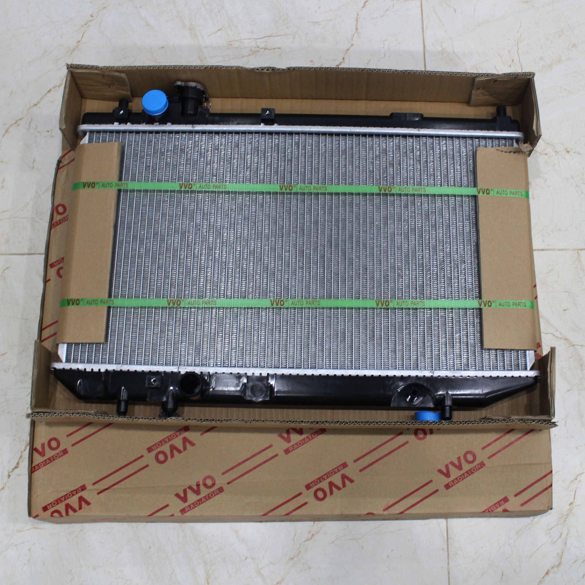 Két nước Daihatsu Charade, số sàn