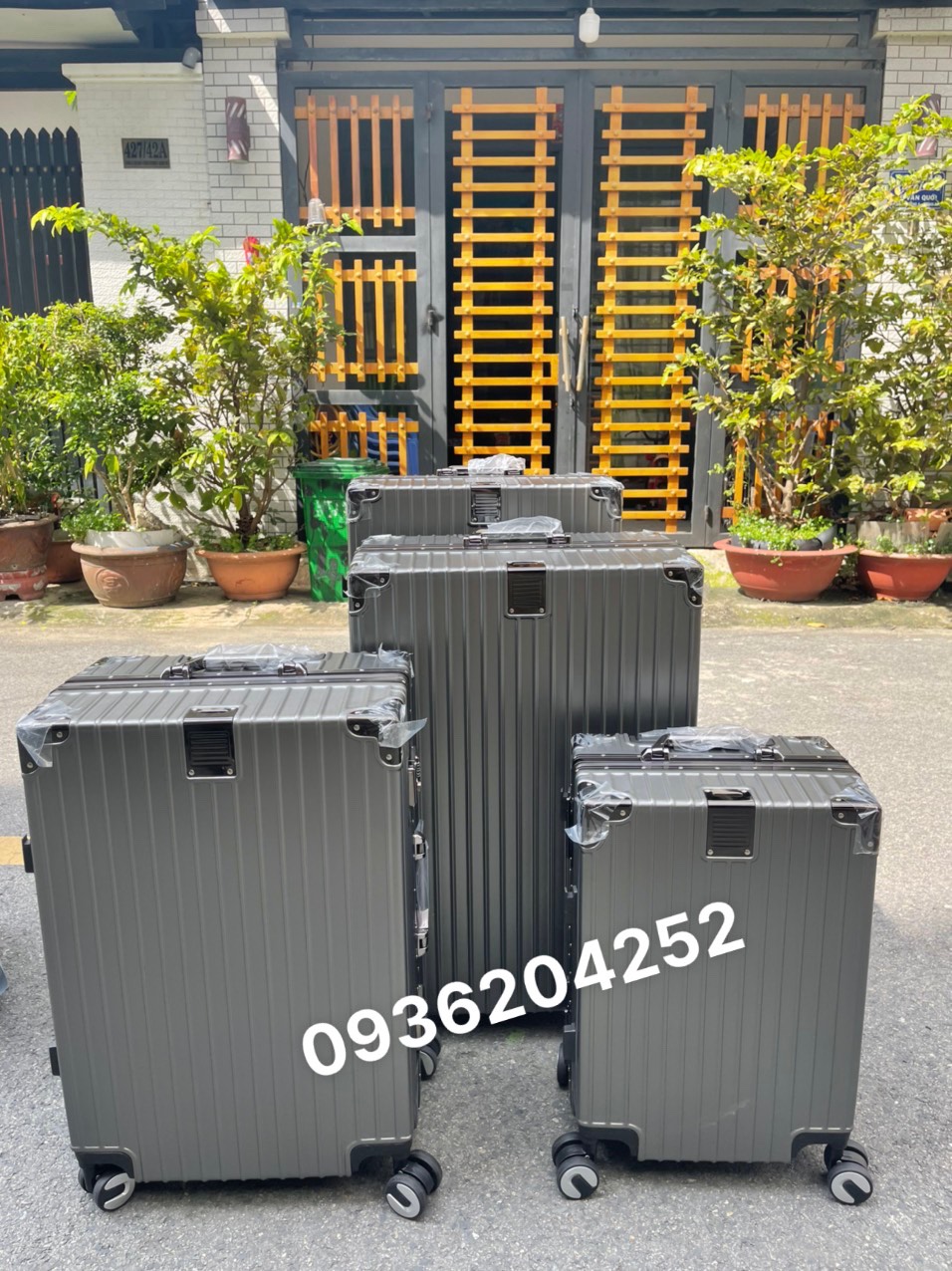 [HCM]Vali (Korea)SIZE32/29/24/20 KHUNG NHÔM CHỐNG BỂ VỠ- CHỐNG RẠCH MÓC- CHỐNG XƯỚC hành lý du lịch xách tay máy bay khóa sập TSA