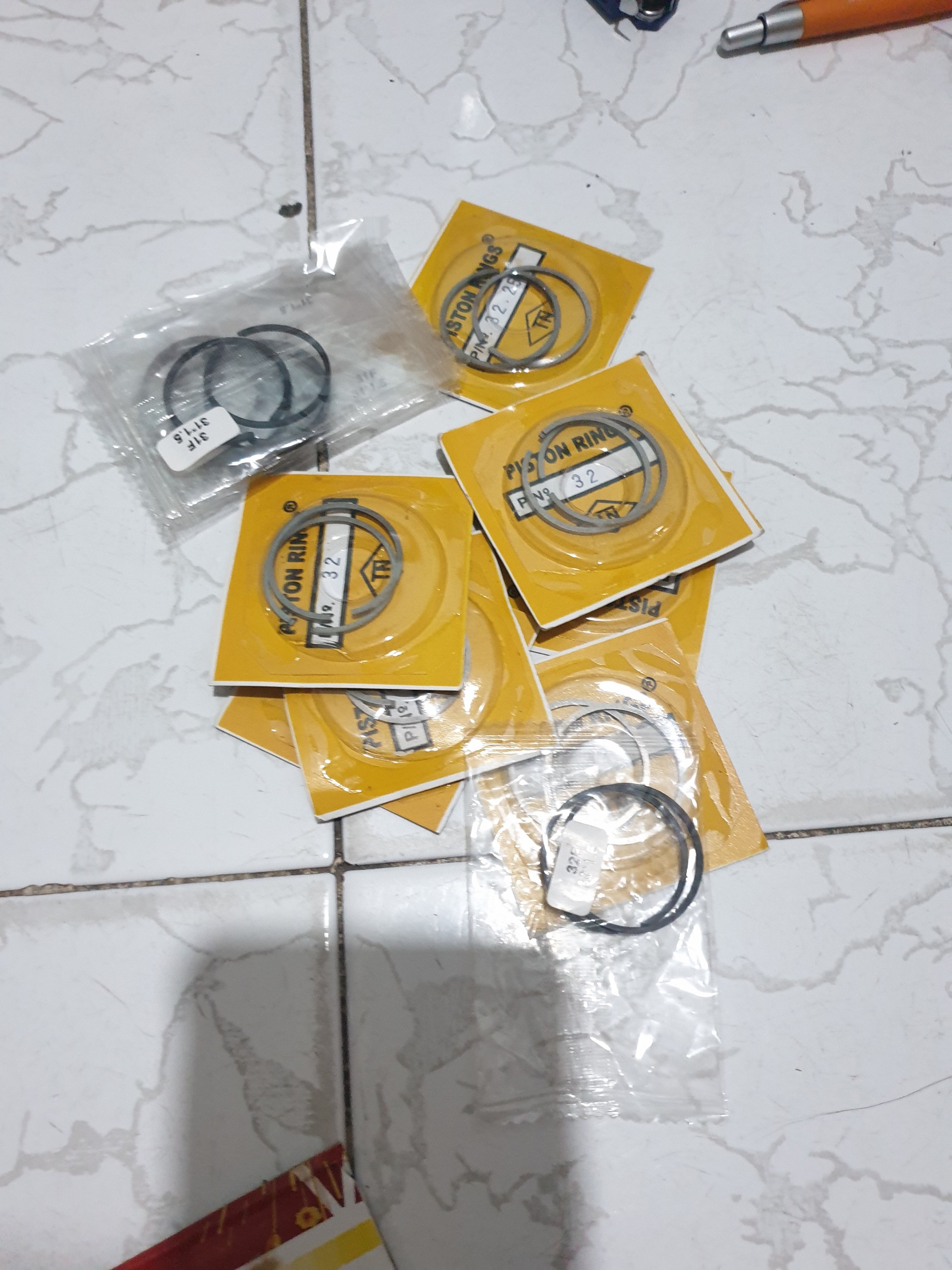 [HCM]Bộ bạc ( xéc măng) máy cắt cỏ/ máy cưa xích ( 2 bộ)