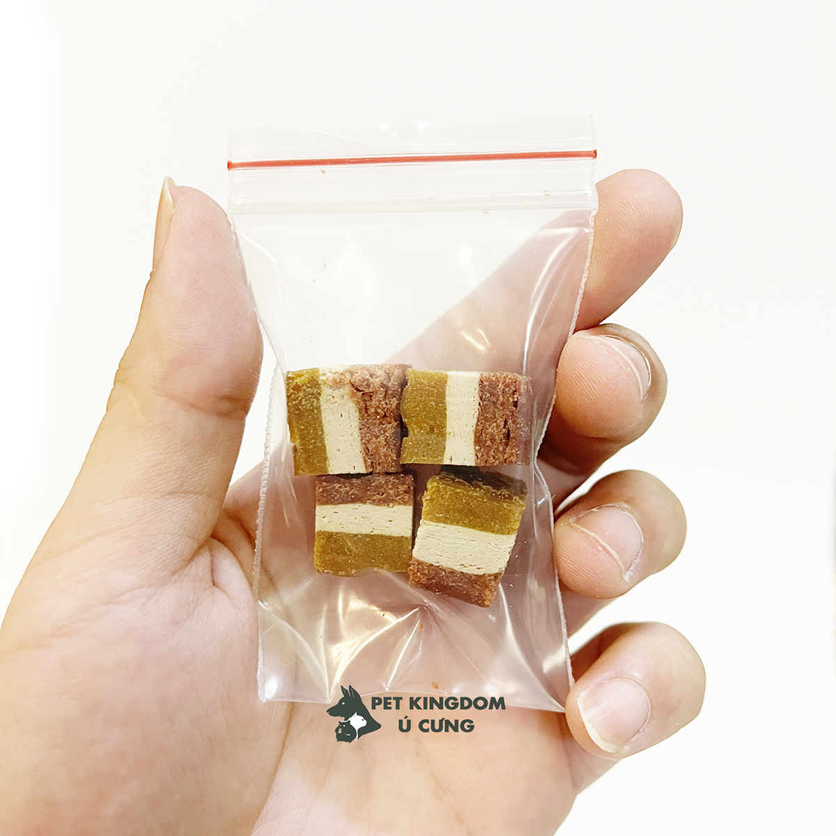 Thức ăn hamster thịt sấy vị hoa quả