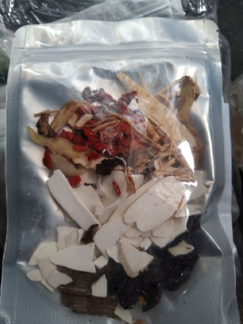 1 gói tiềm gà Thơm Ngon, Đậm Vị 50G