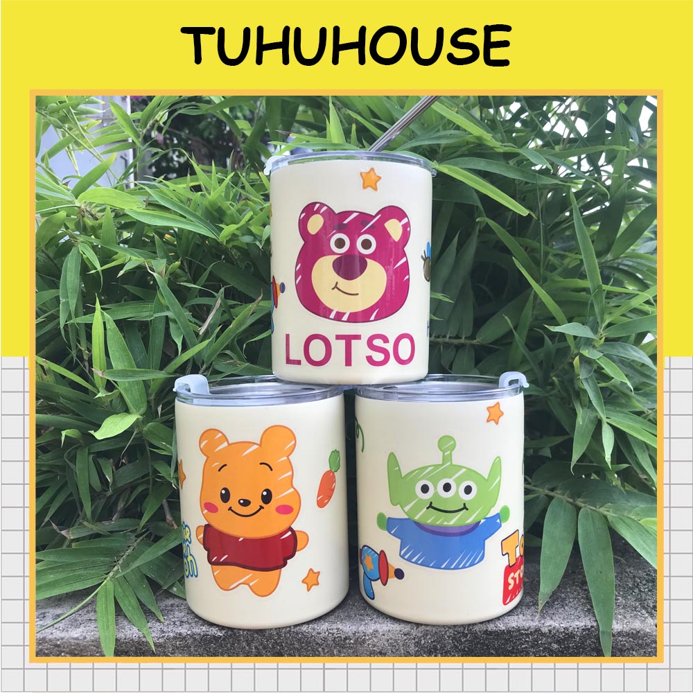 Ly giữ nhiệt gấu dâu Lotso inox 304 không gỉ, bình cốc nước giữ nhiệt kèm sticker ống hút tiện lợi – TUHUHOUSE