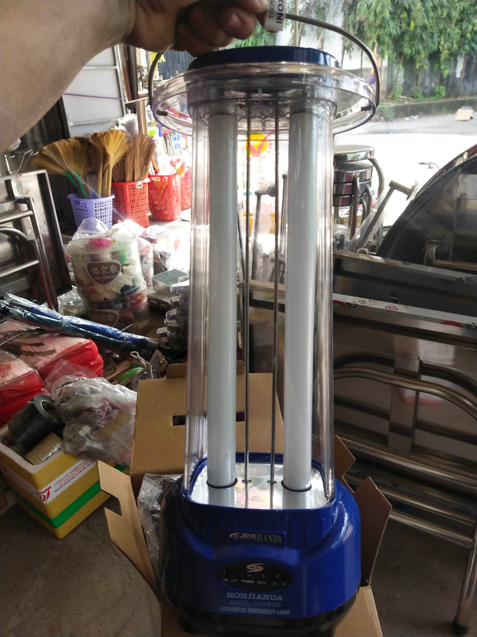ĐÈN SẠC CHIẾU SÁNG KHẨN CẤP HONJIANDA/ HJD 3100