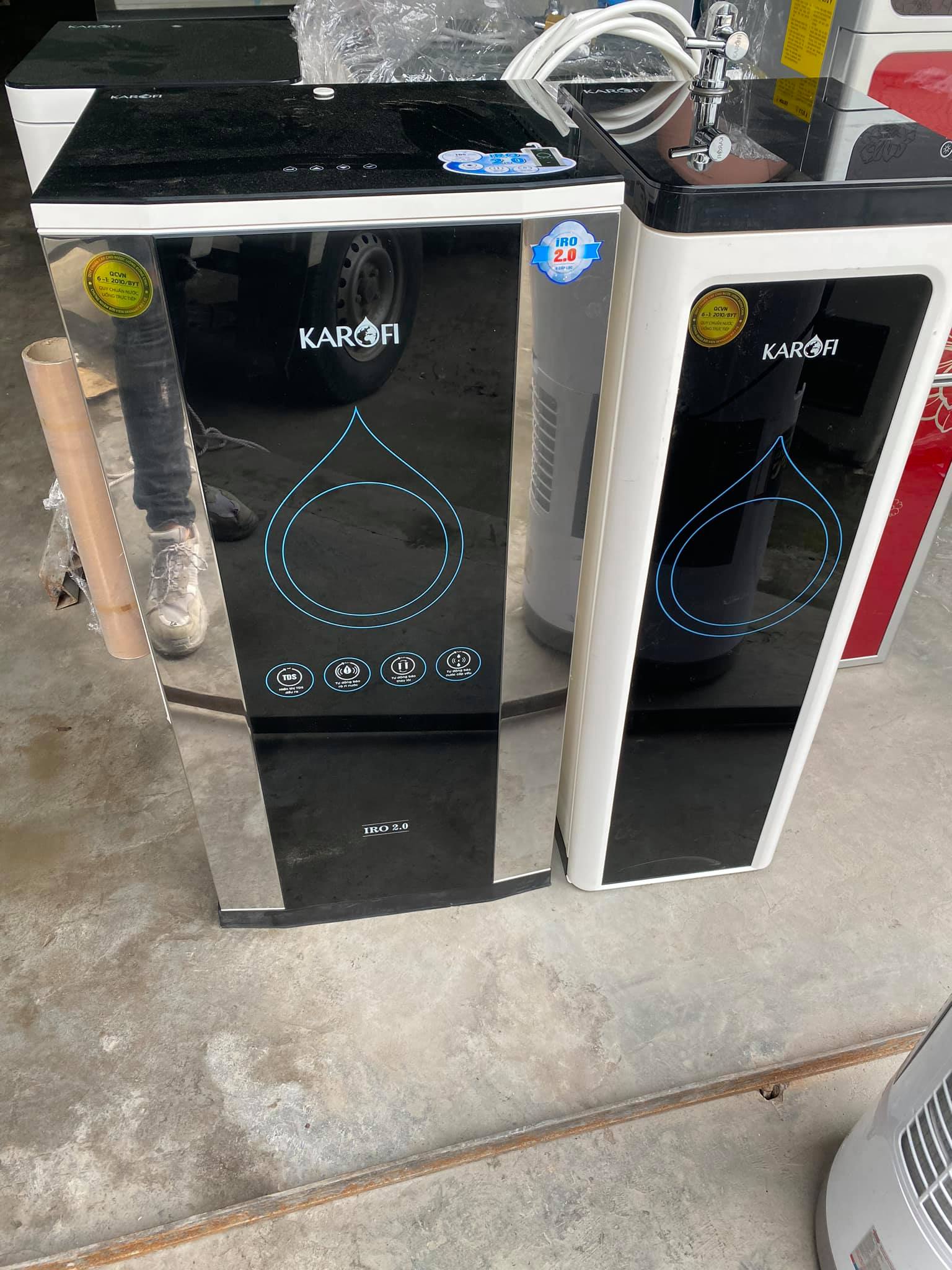 MÁY LỌC NƯỚC KAROFI ĐÈN UV