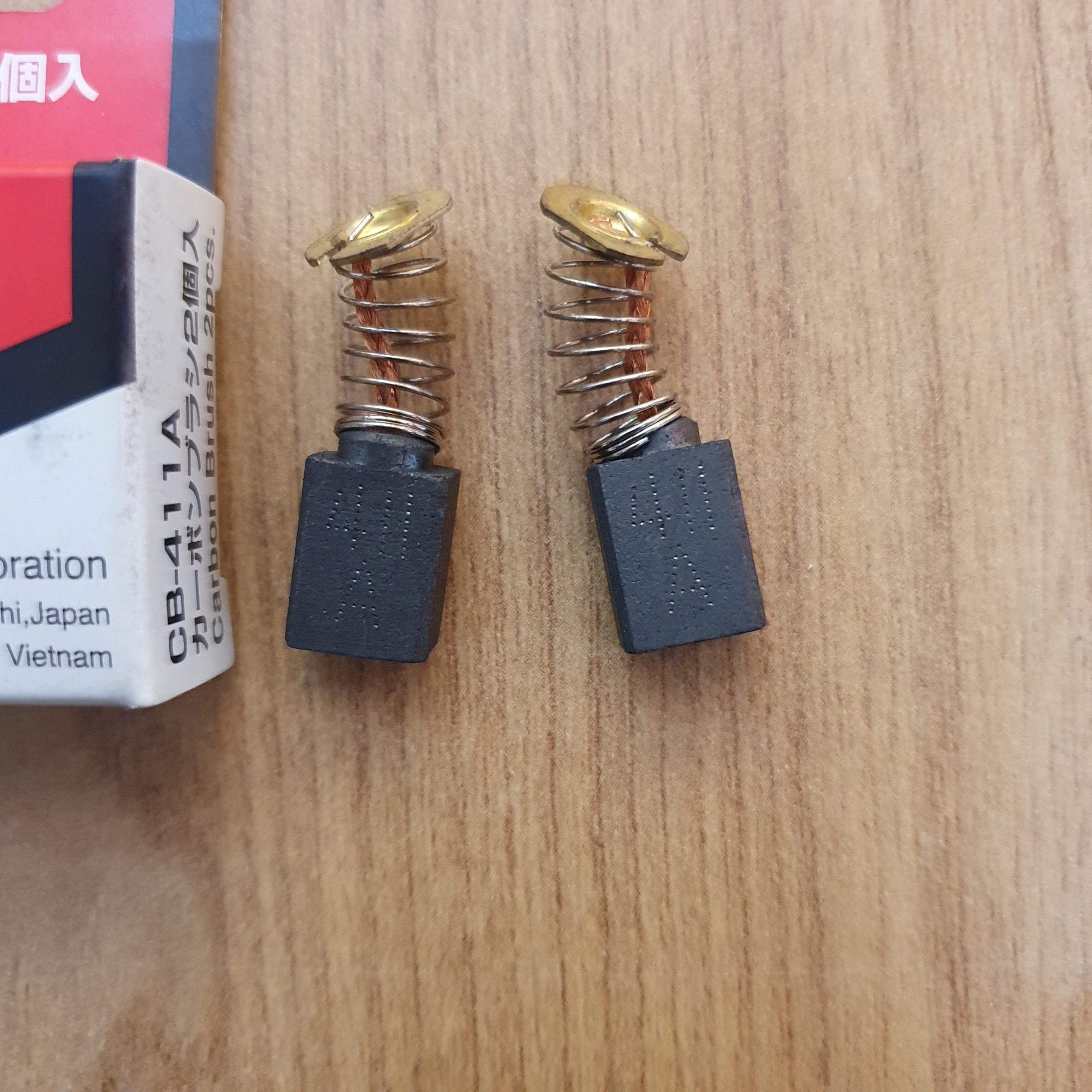 Chổi than Makita CB - 411