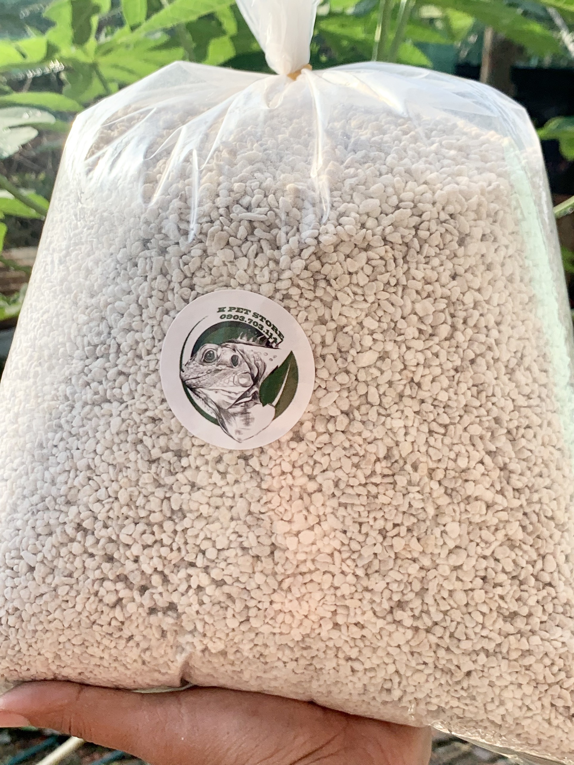 Đất ấp bò sát Trắng 500g