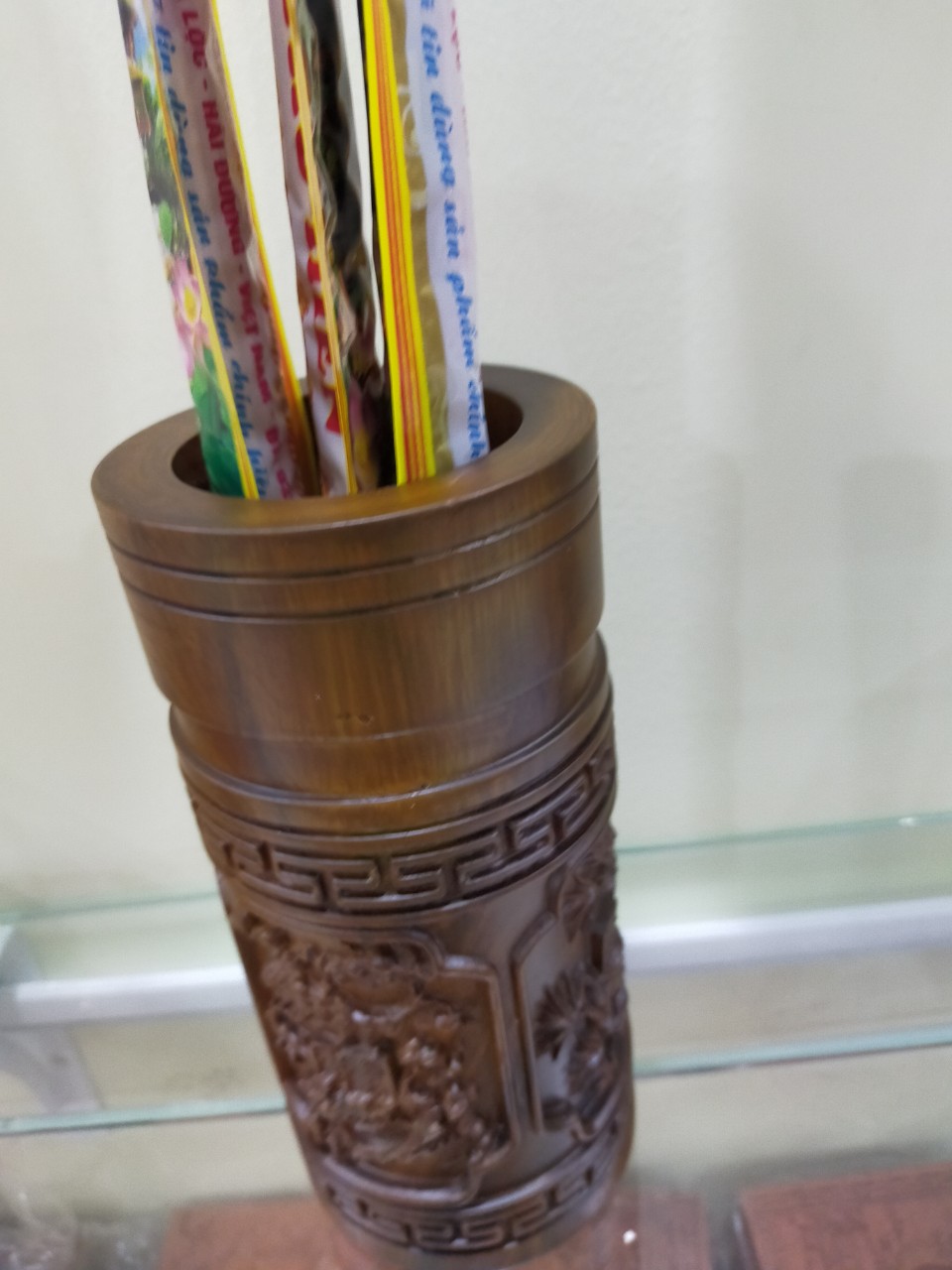 Ống đựng nhang bằng gỗ bách xanh