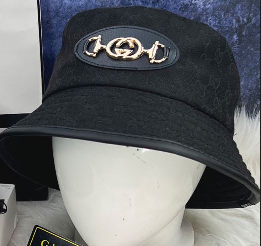 Nón GC Xích Logo Kim Loại Cực Đẹp