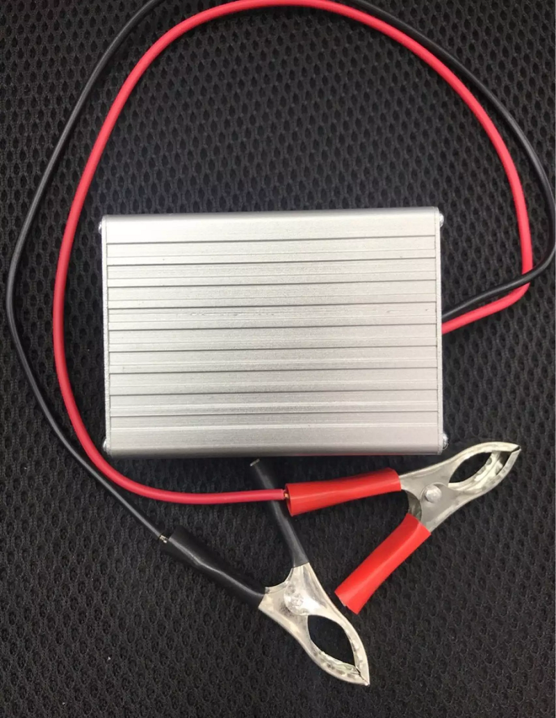 Bộ đổi nguồn 12V 220V