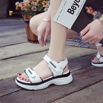 Sandal Mẫu Mới Rẻ Đẹp HàNg Có SẵN