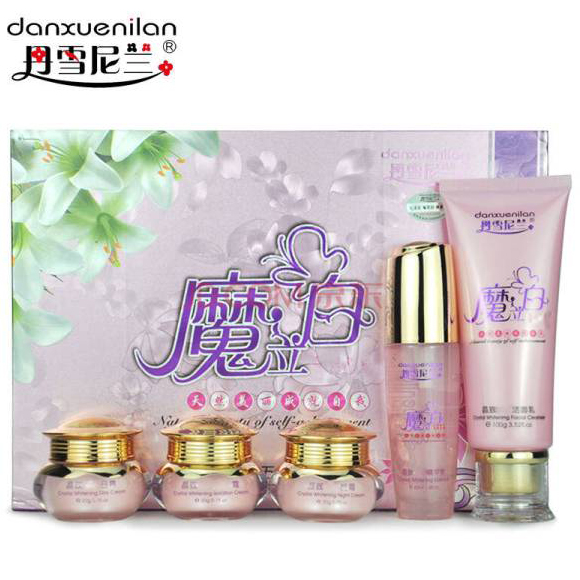Bộ hoàng cung hồng cao cấp