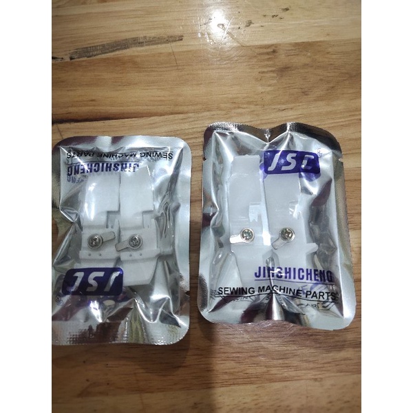 chân vịt vắt sổ 4 chỉ nhựa combo 2 cái