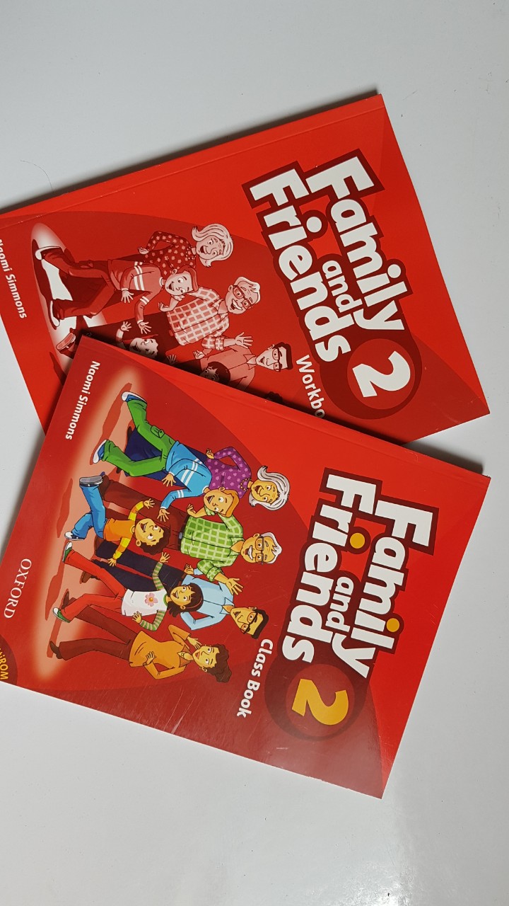 Sách family and friends 2 - trọn bộ 2 cuốn