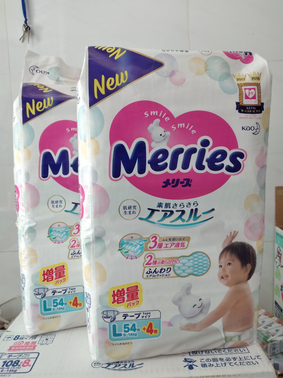 (HCM) Tã Meries cộng miếng size tã M64+4 dán/ L 58 dán