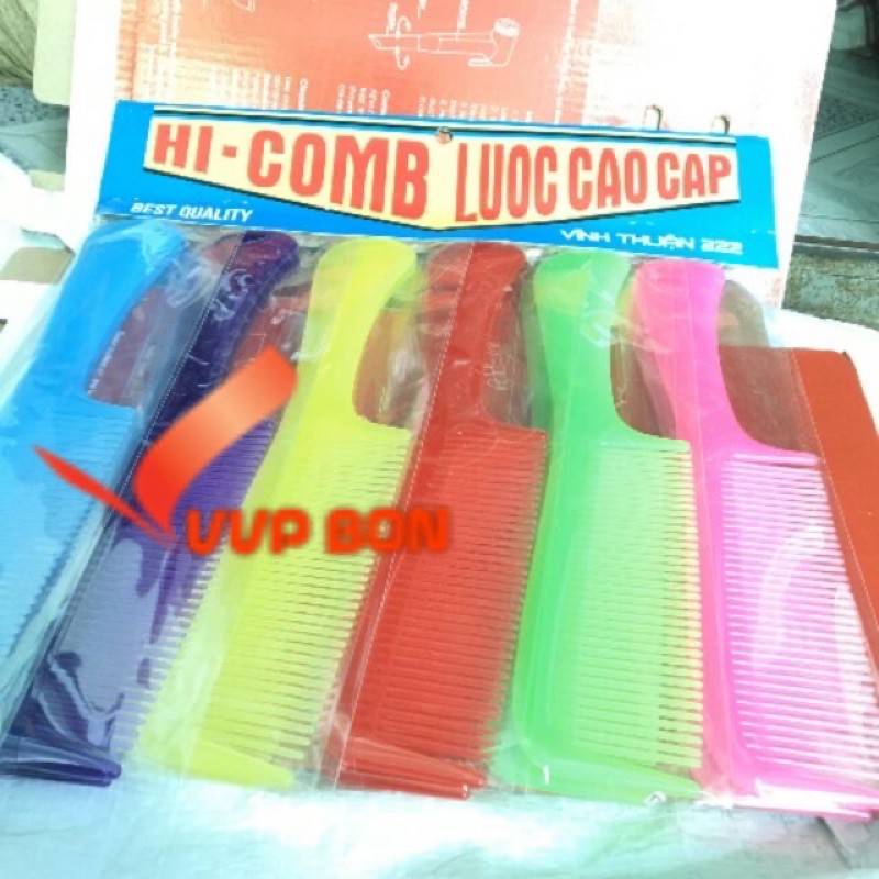 Lược chải đầu lựa màu ngẫu nhiên 1 cây