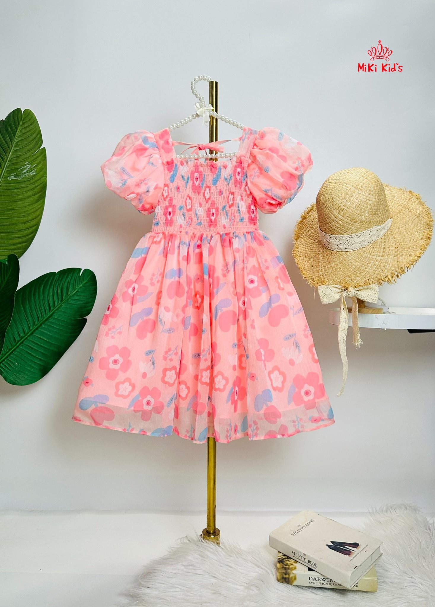 Đầm bé gái voan tơ smock ngực tay bồng, xòe rộng